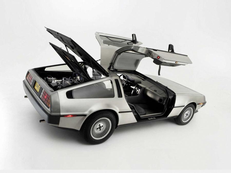  DeLorean DMC-12 1981 года  (фото 32 из 48)